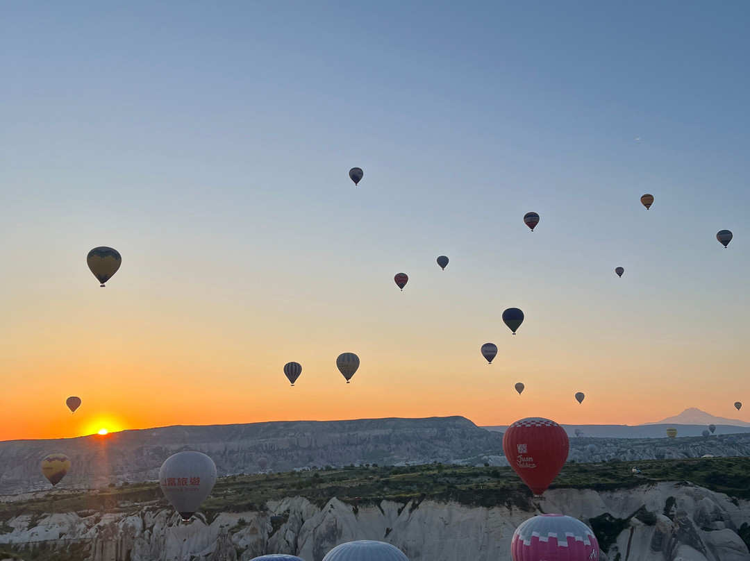 Discovery Balloons-格雷梅必去景点