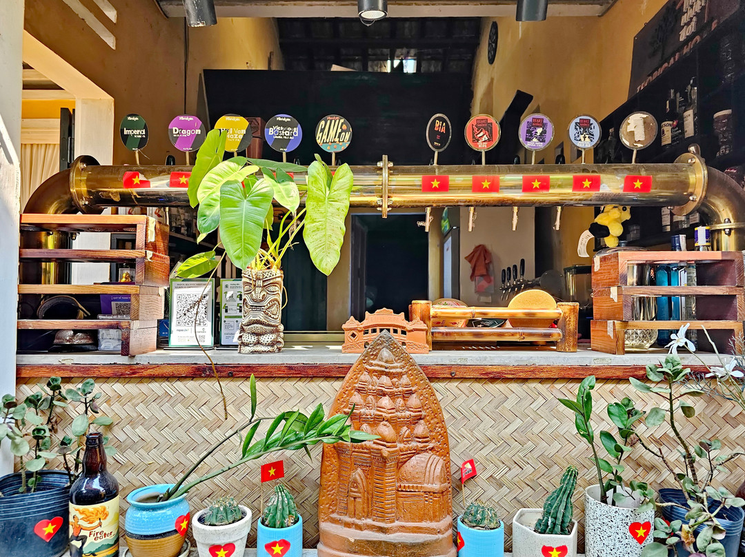 Tropical Craft Beer - Chill Bar