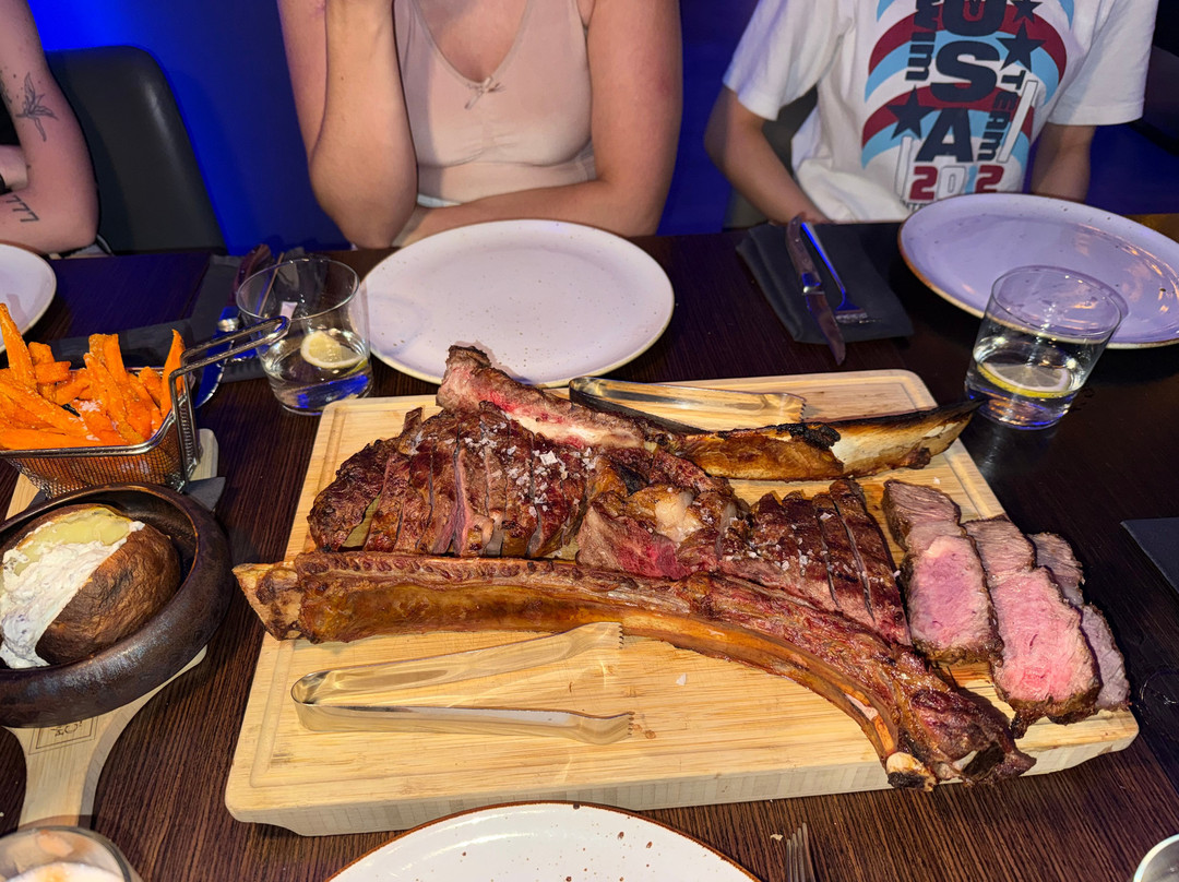 Prime Cut & Cigar Room