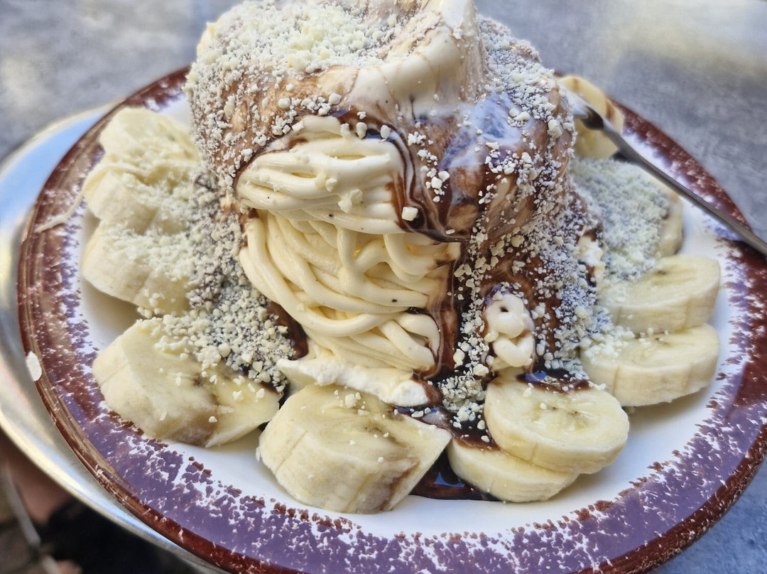 Amici Am Engelsbrunnen (eis Cafe)