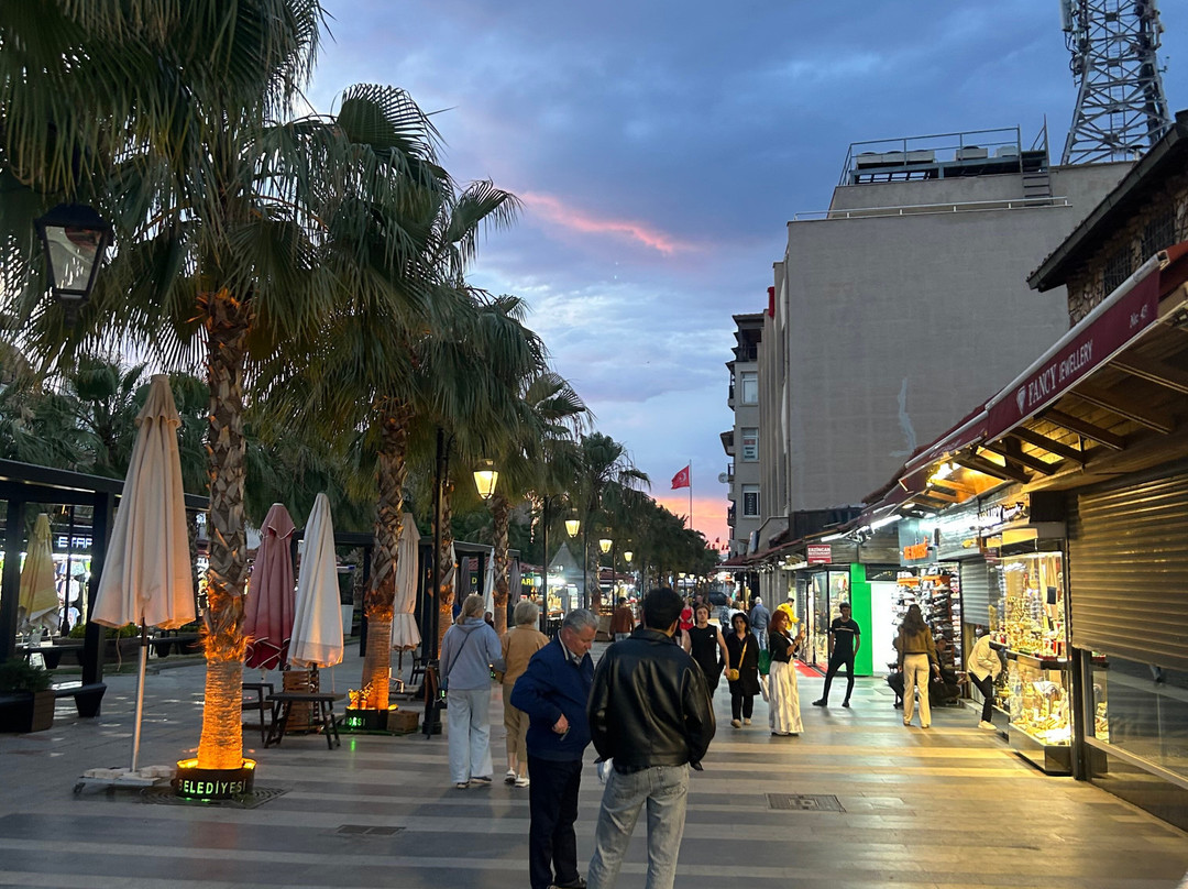 Kusadasi Market-库萨达斯必去景点