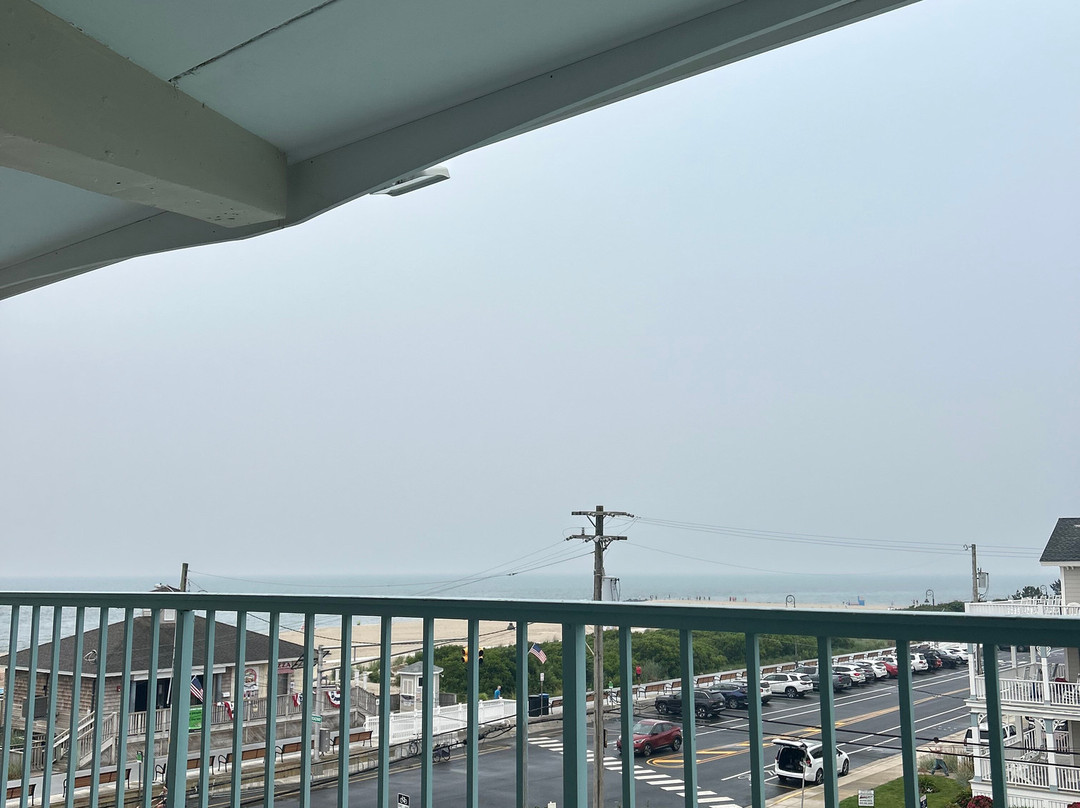 海冠旅馆主图