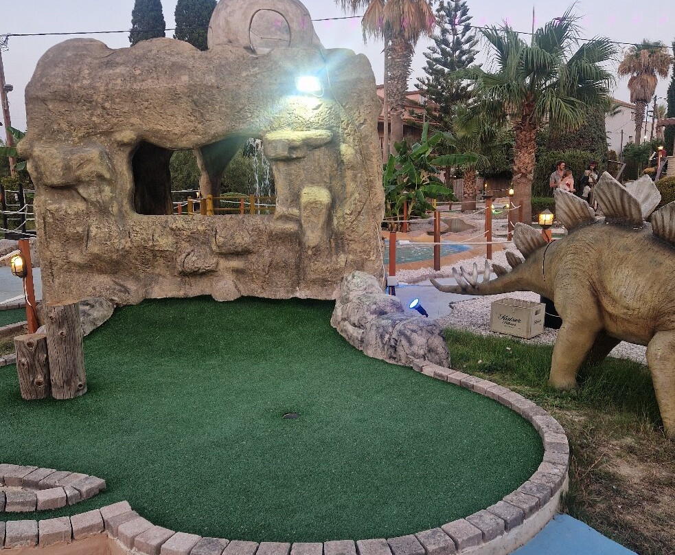 Fantasy Mini Golf-提斯里菲必去景点