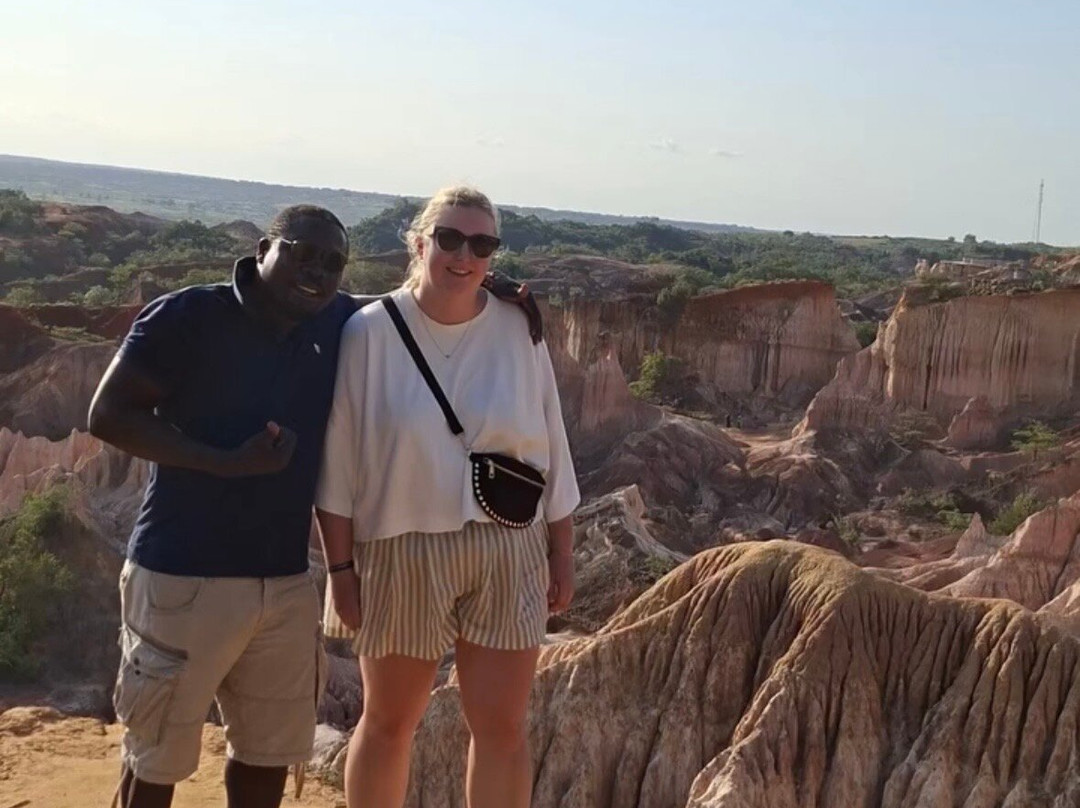 Giornale Kenya Safari - Day Tours-瓦塔木必去景点