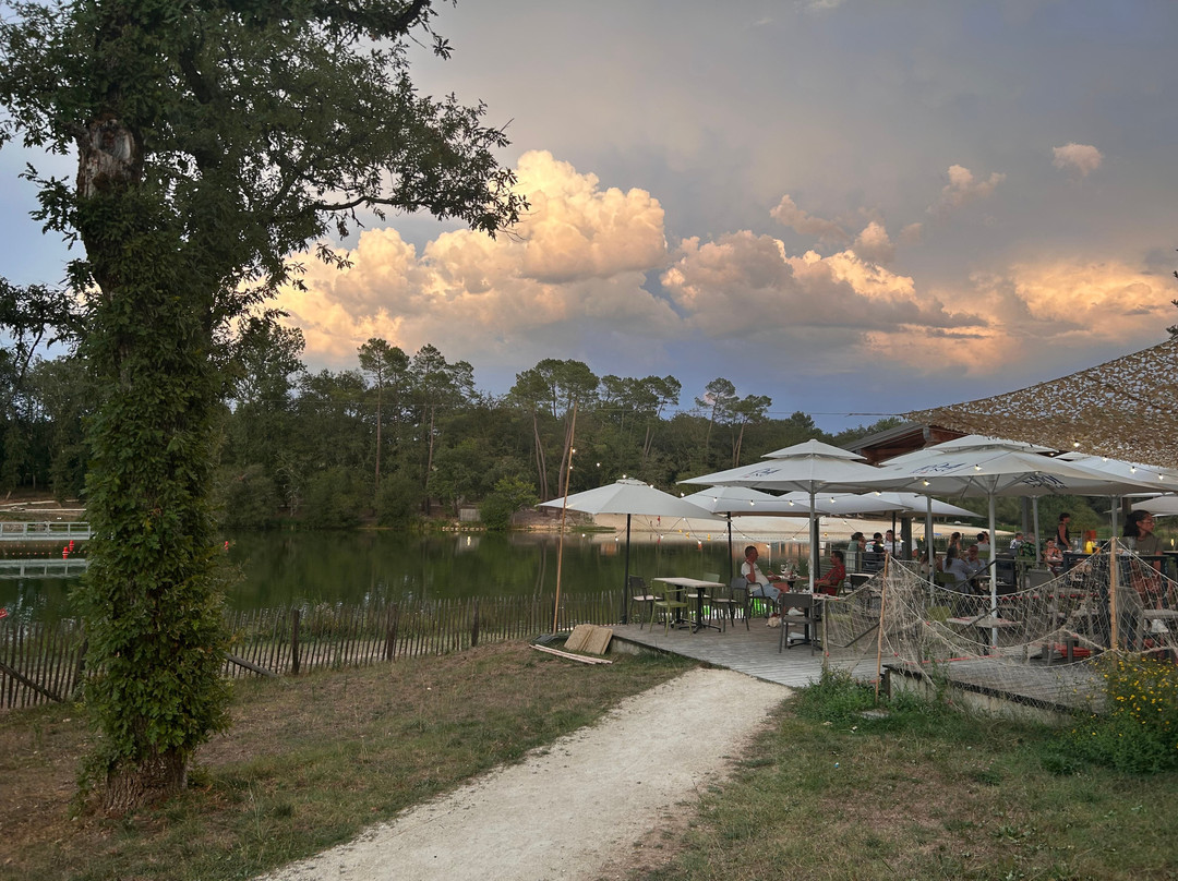 Camping Lac De Neufont-Saint-Amand-de-Vergt必去景点