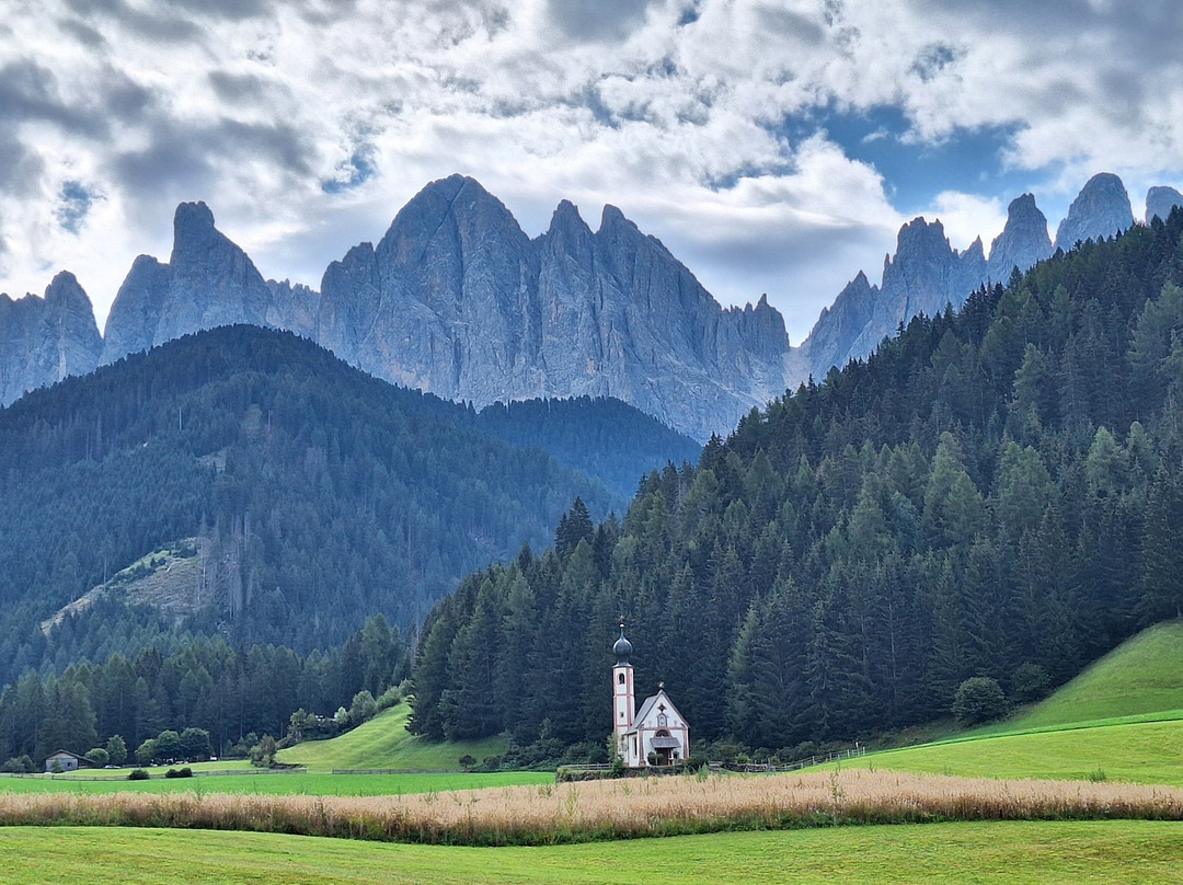 Chiesa di Santa Maddalena-富内斯必去景点