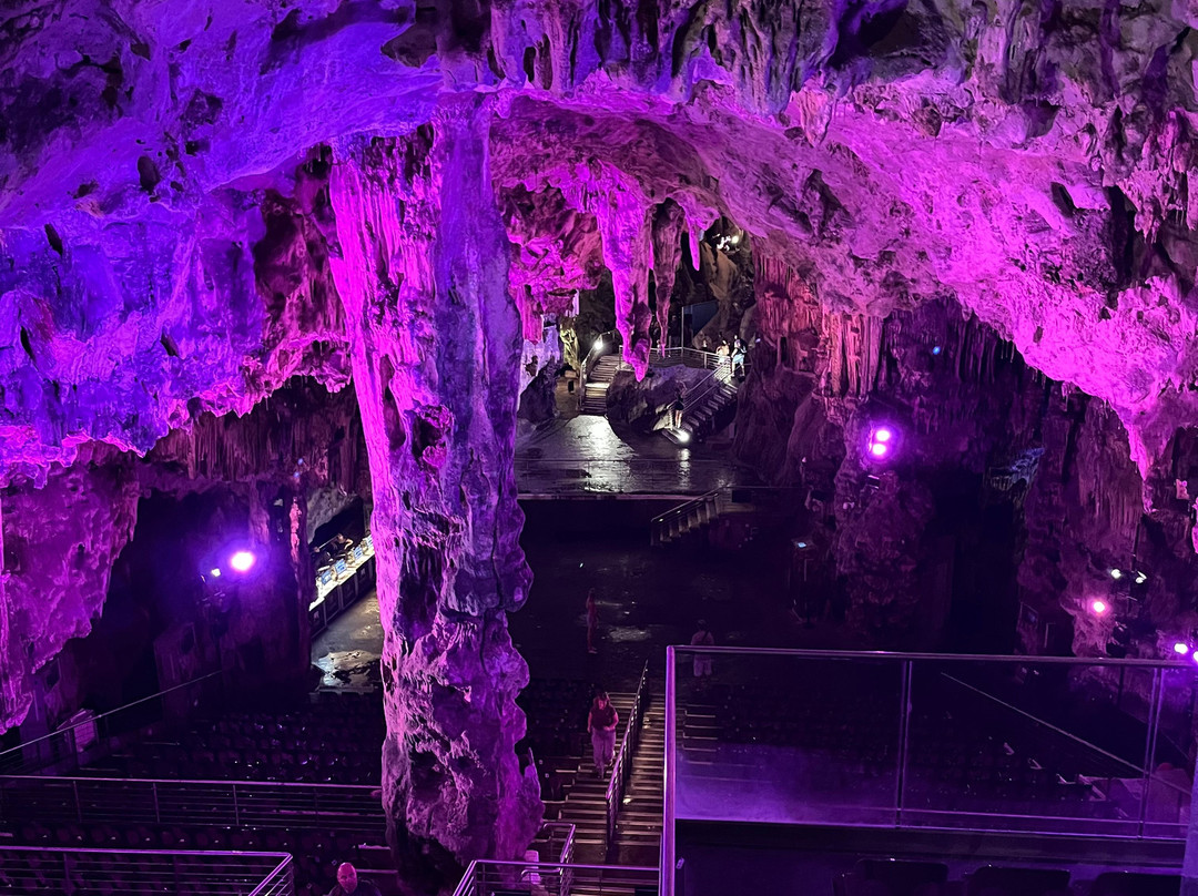St. Michael's Cave-直布罗陀必去景点