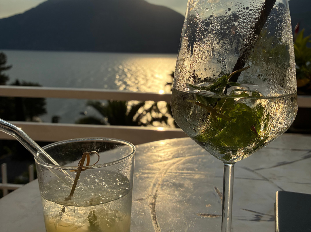 伊甸园酒店主图