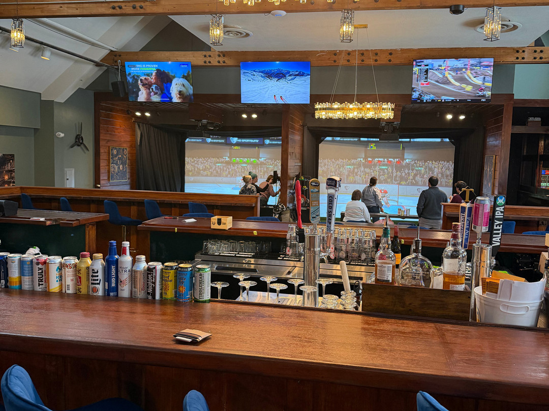 The Loft Entertainment Lounge-Waterville Valley必去景点