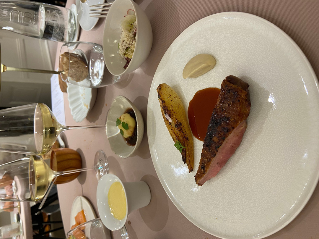 克莱枫丹地区酒店主图