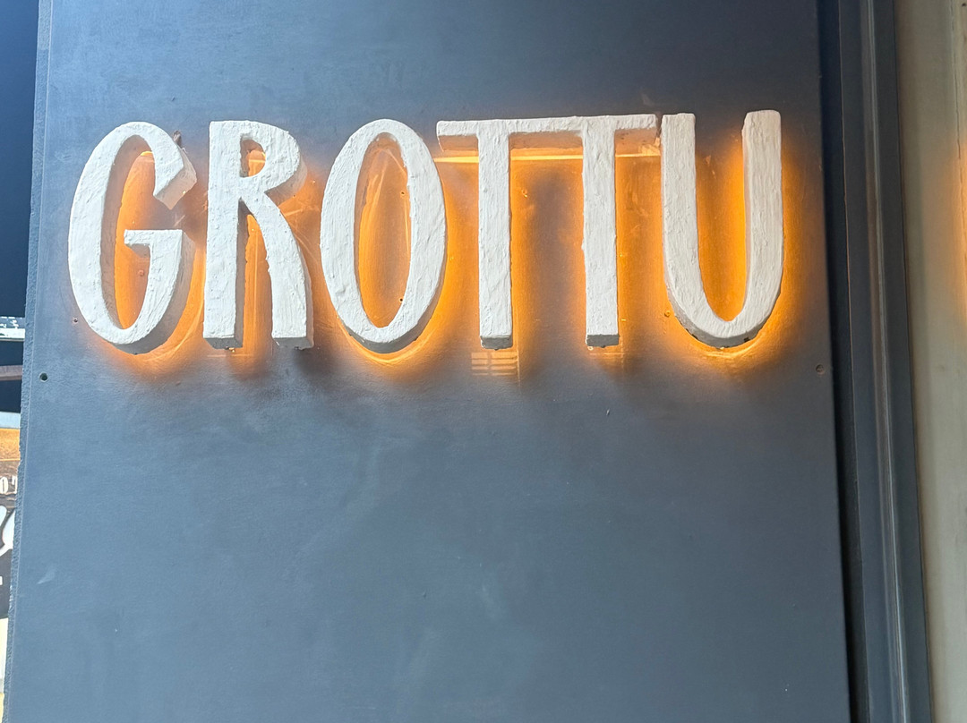 Grottu Porto