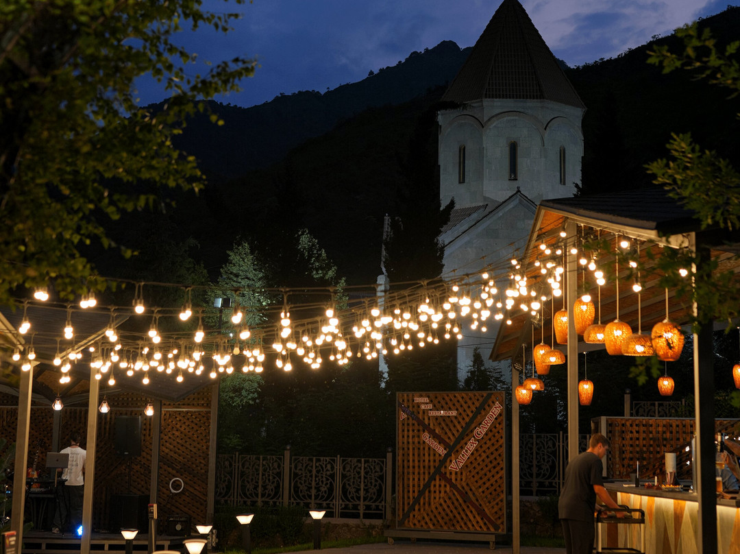 Vallex Garden Restaurant & Cafe