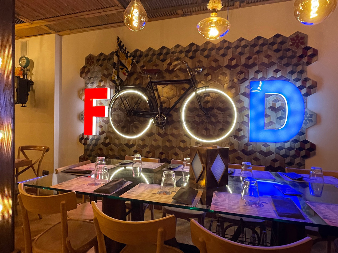 Mani pizza & cucina