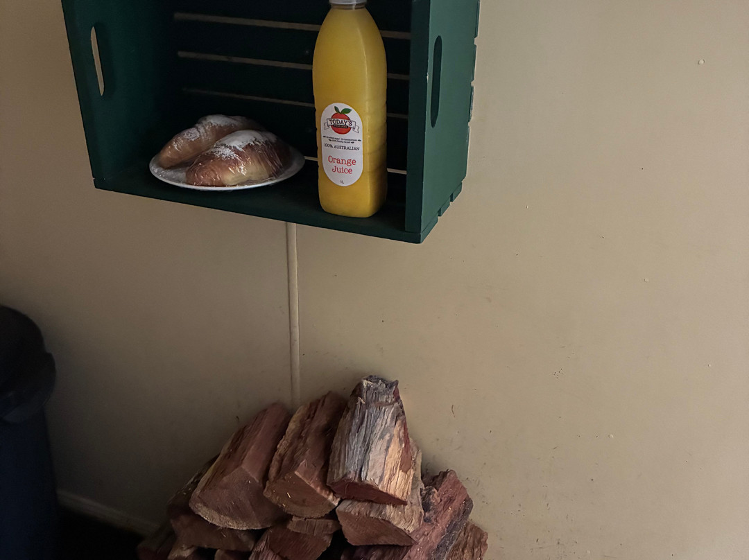 蒙特维尔瀑布山林小屋主图