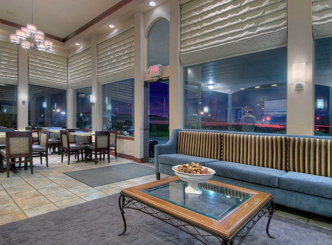 拉普拉多斯酒店