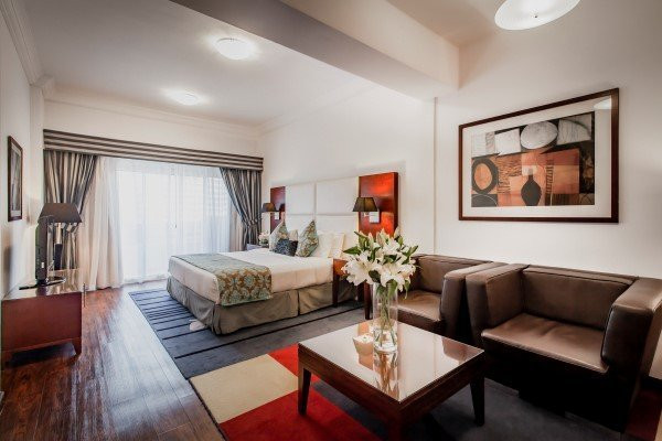 沙迦市华美达酒店主图