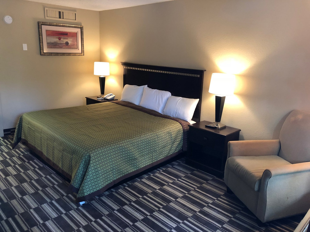 Nickelsville酒店住宿-Rodeway Inn Bristol Near State Street