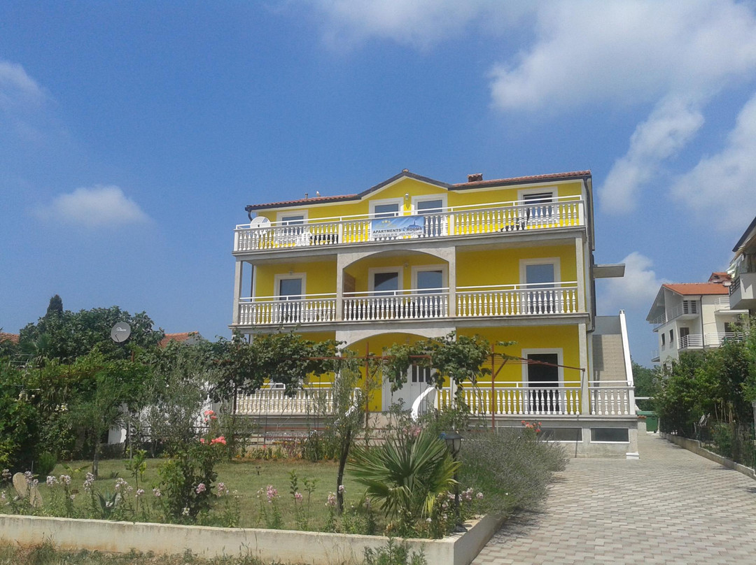 Villa Mara