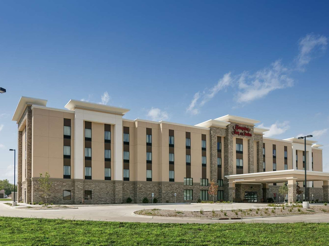 Hampton Inn & Suites Mason City主图
