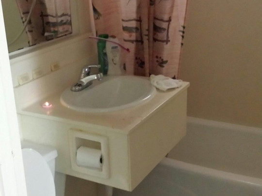 West Shore Motel Lodge