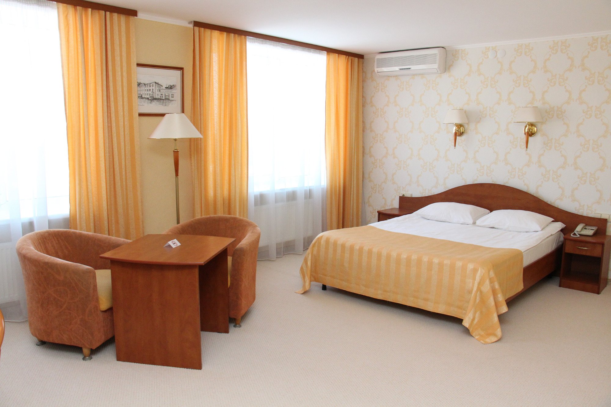 Nadezhdinskiy Hotel Complex-官方