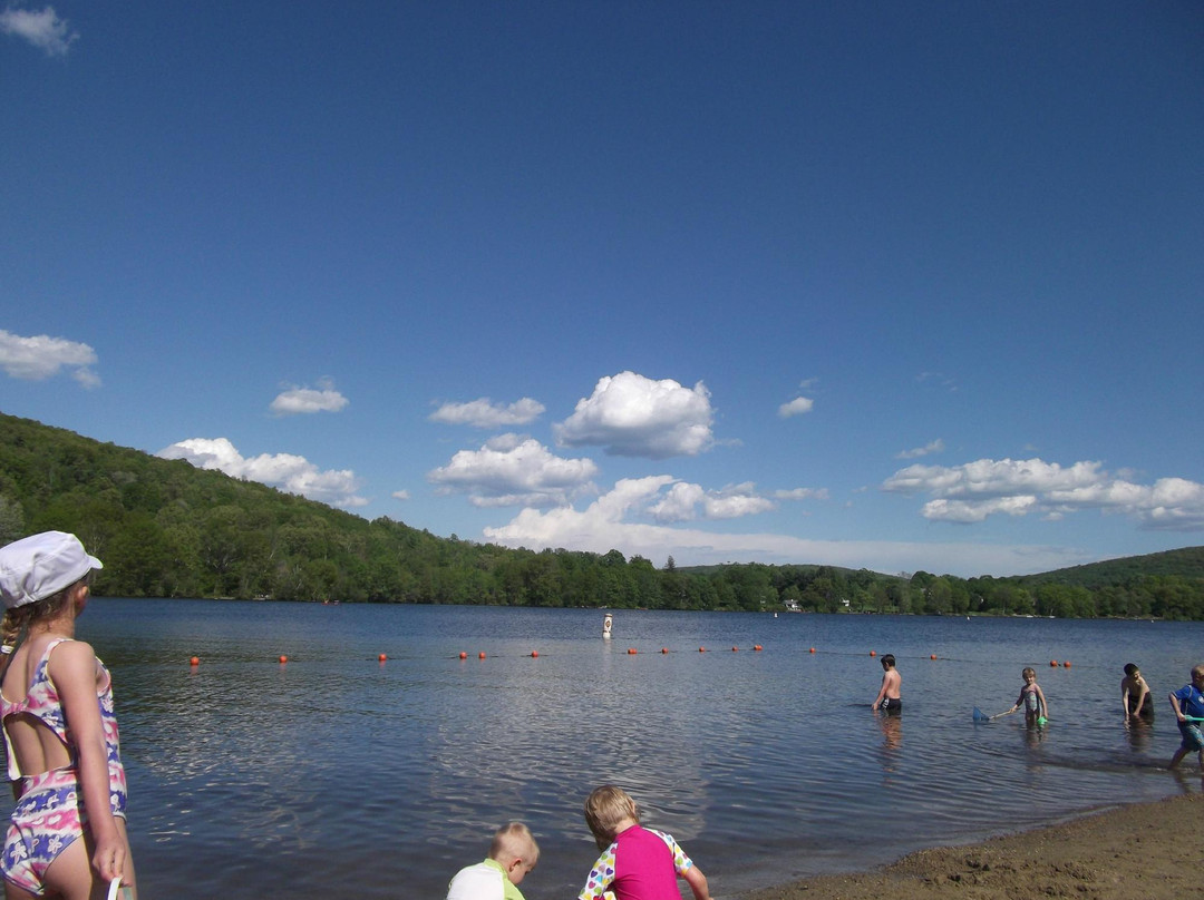 Lake Waramaug State Park景点图片