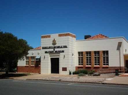 Red Cliffs Military Museum景点图片