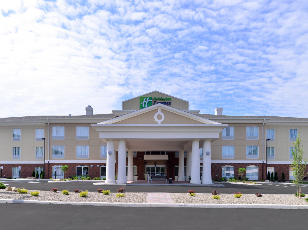 Holiday Inn Express & Suites New Martinsville By IHG主图