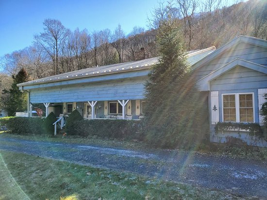 Misty Mountain Ranch主图