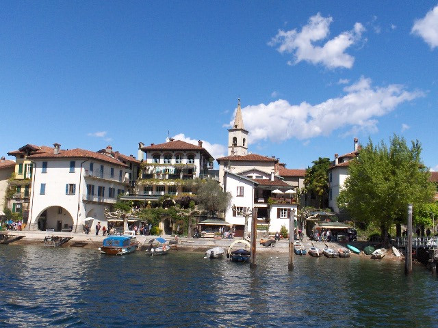 Island of the Fishermen (Isola dei Pescatori)景点图片