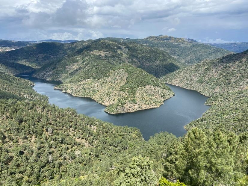 Miradouro Olhos do Tua景点图片