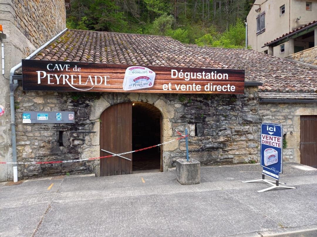 Cave De Peyrelade-Riviere-sur-Tarn必去景点
