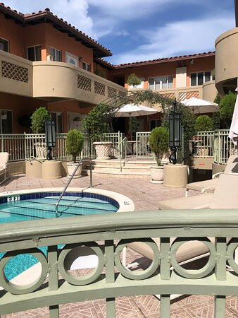 Sun Harbour Boutique Hotel主图