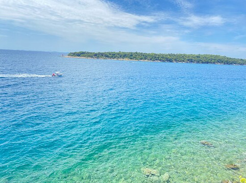 Tower of assumption of saint Mary-Rab Town必去景点