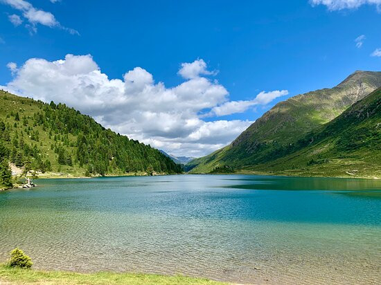 Lago Obersee景点图片