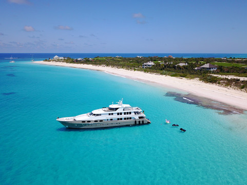 Island Yachts Co.