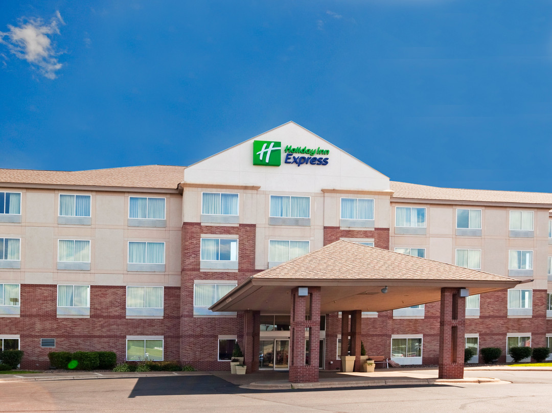 Cushing酒店住宿-Holiday Inn Express St. Croix Valley by IHG