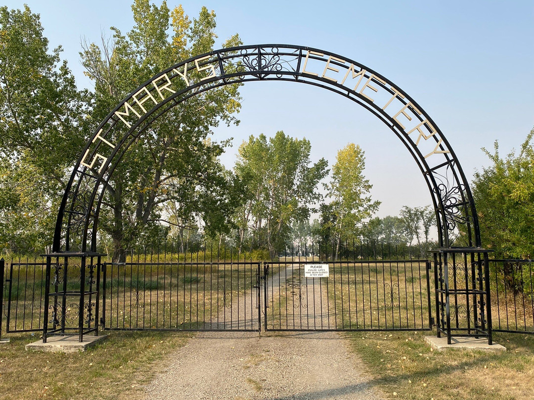 St Mary's Cemetery景点图片