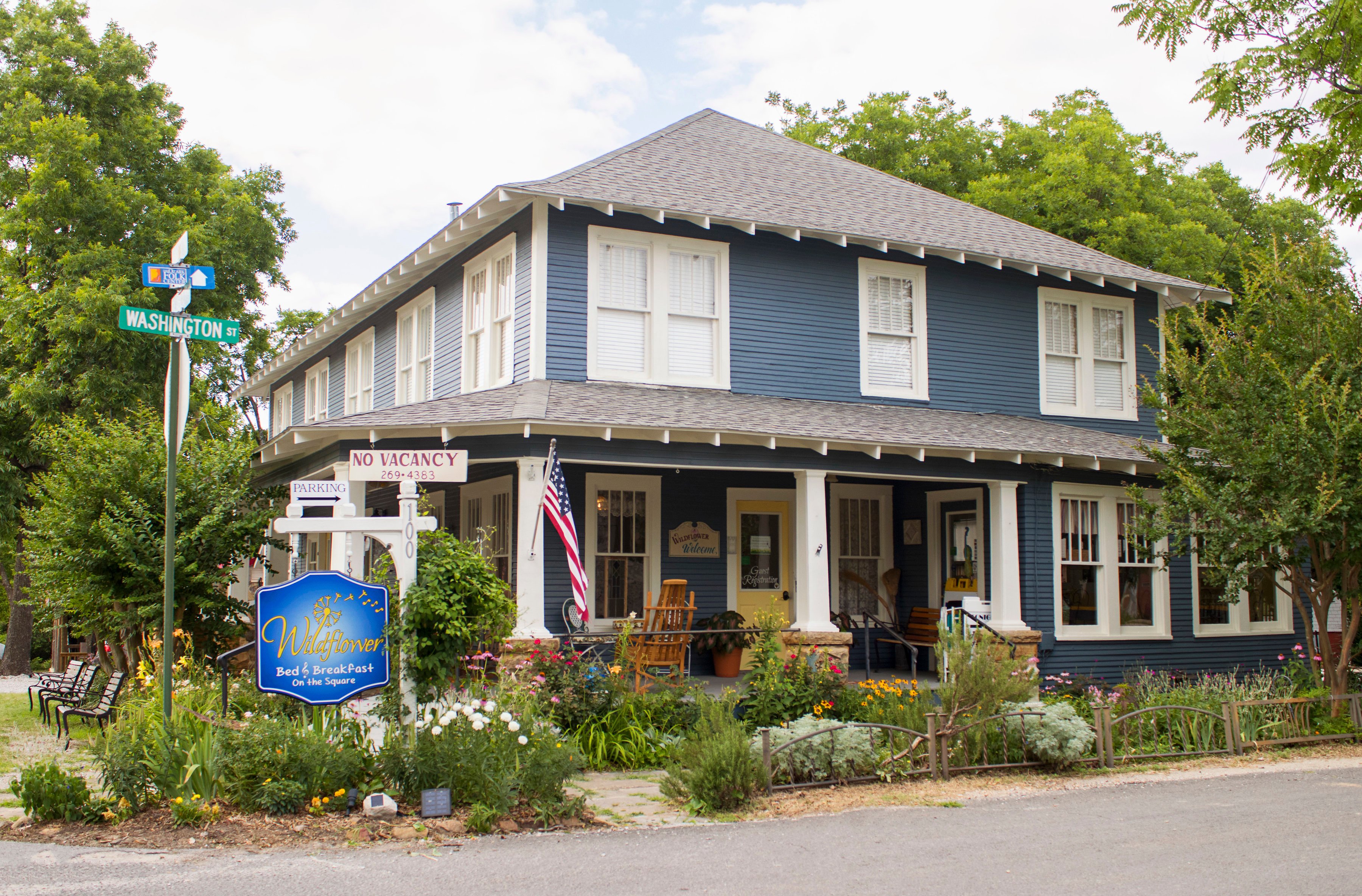 Wildflower Bed and Breakfast-On the Square-官方