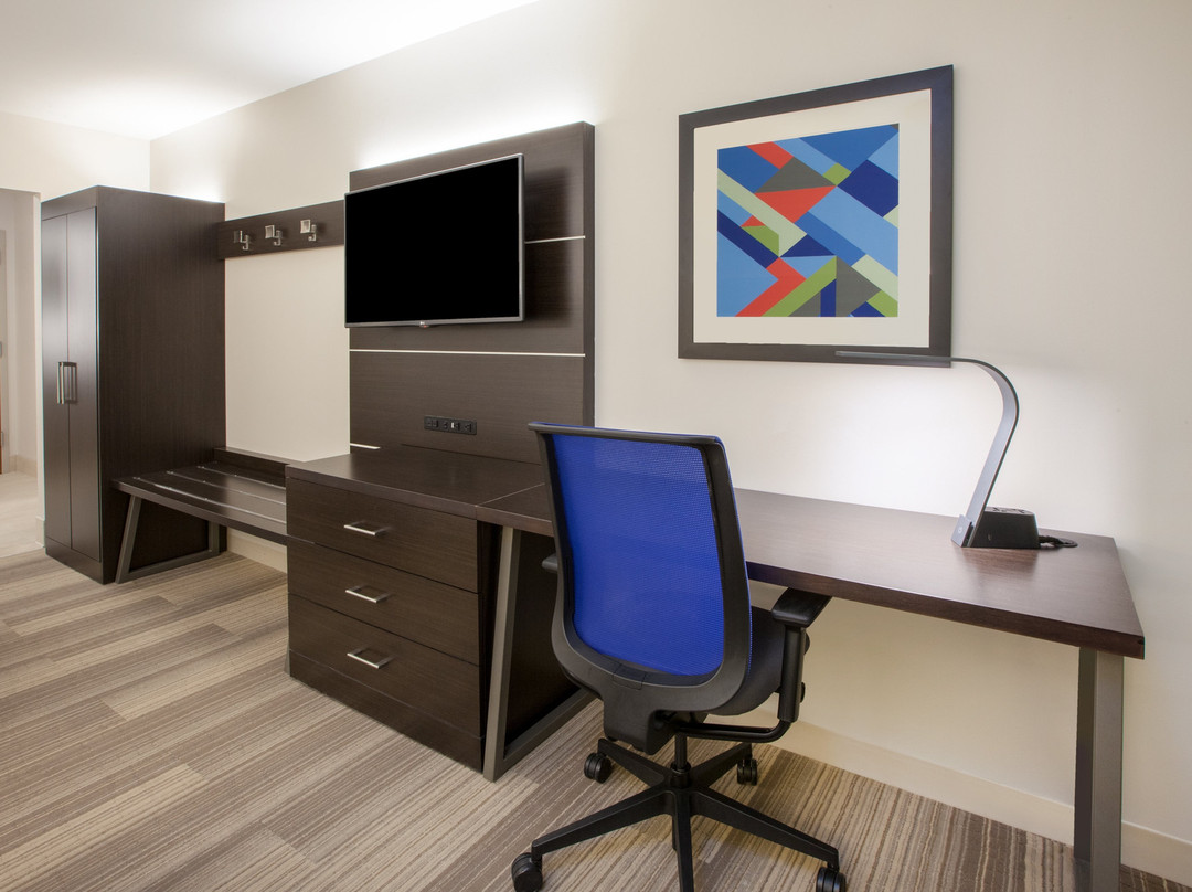Holiday Inn Express & Suites Murray By IHG主图