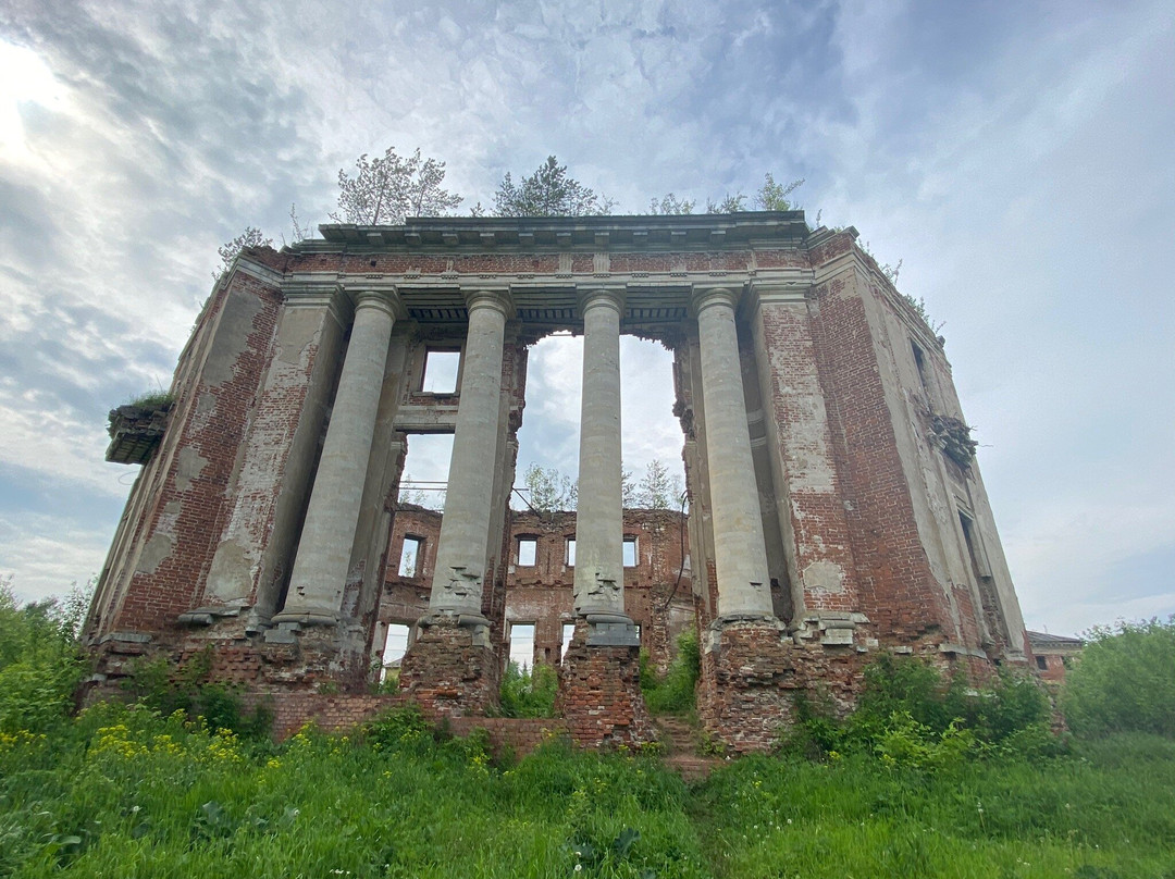 Petrovskoye-Alabino Manor景点图片