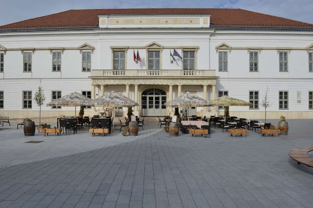 马扎尔基拉伊酒店-官方