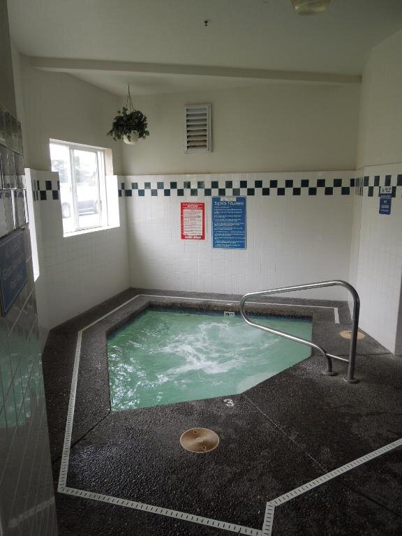 Ebb Tide Oceanfront Inn-官方