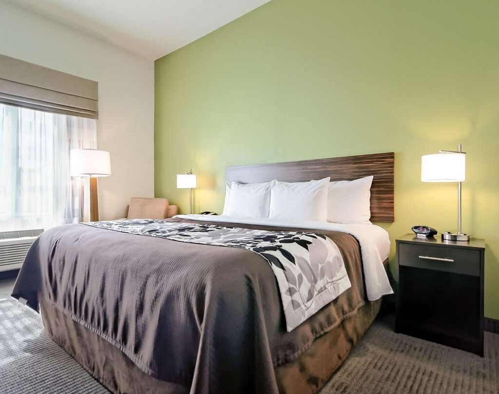 Sleep Inn & Suites主图