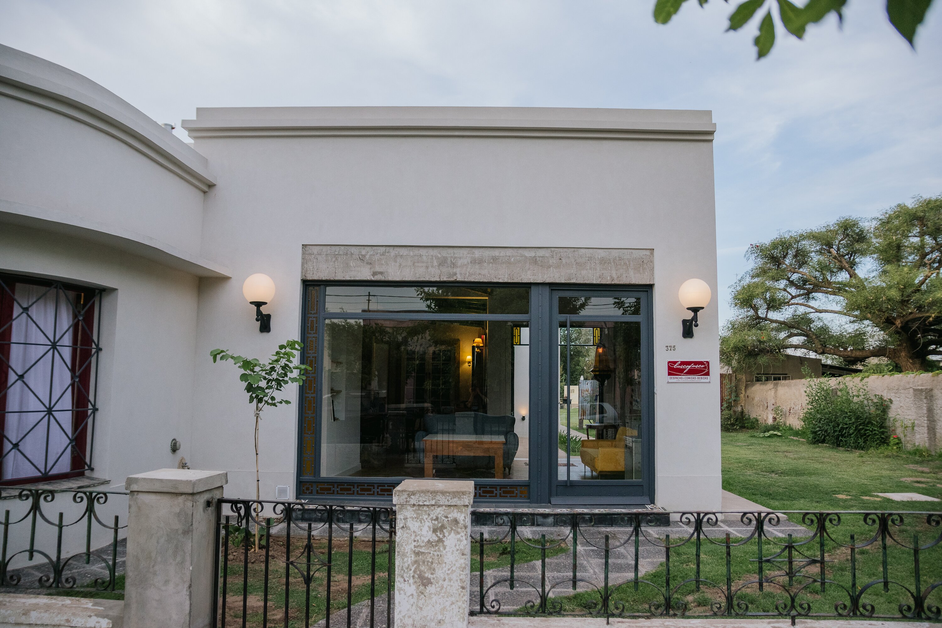 Versión Moreno B & B-官方