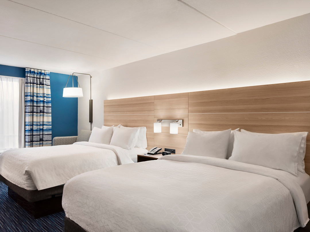 邓弗里斯提科中心假日酒店主图