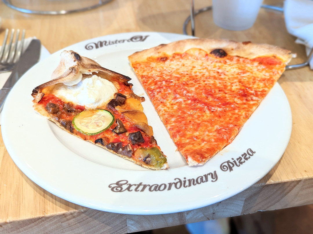 Mister O1 Extraordinary Pizza
