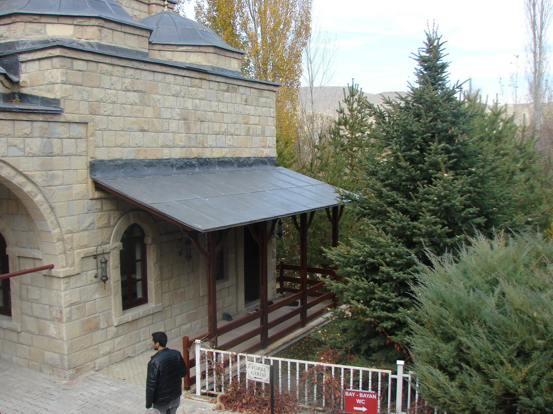 Medi Şeyh Camii ve Türbesi-Darende必去景点