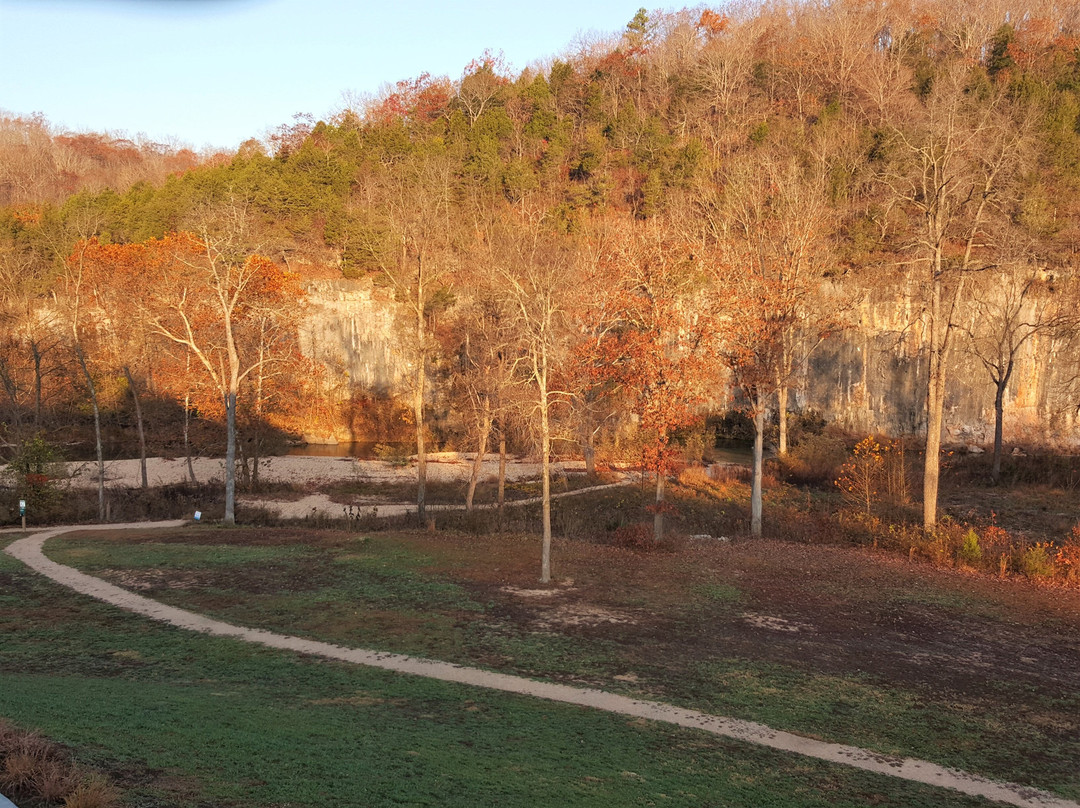 Echo Bluff State Park Lodge主图