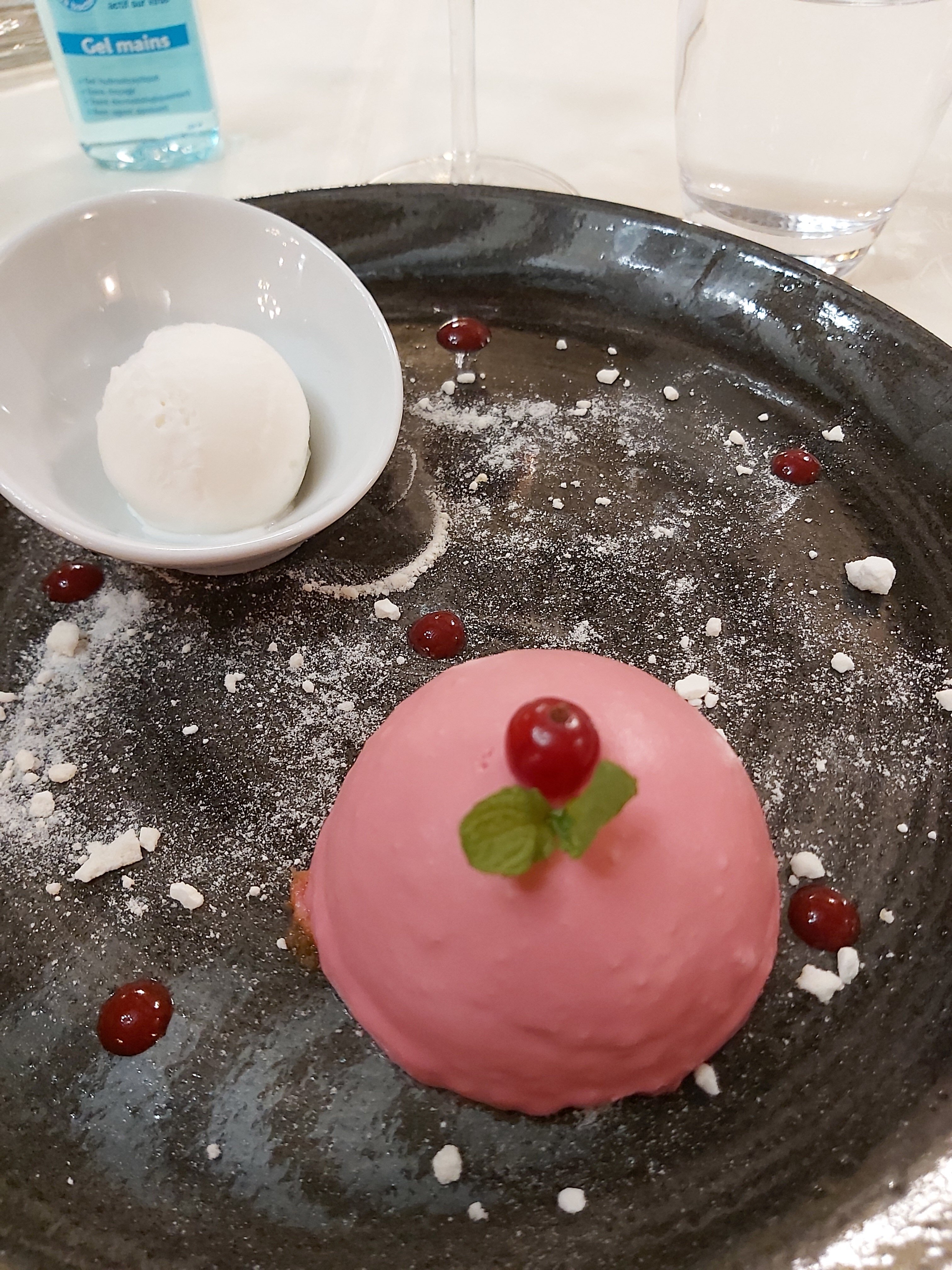 Chateau de la Fleunie-餐饮